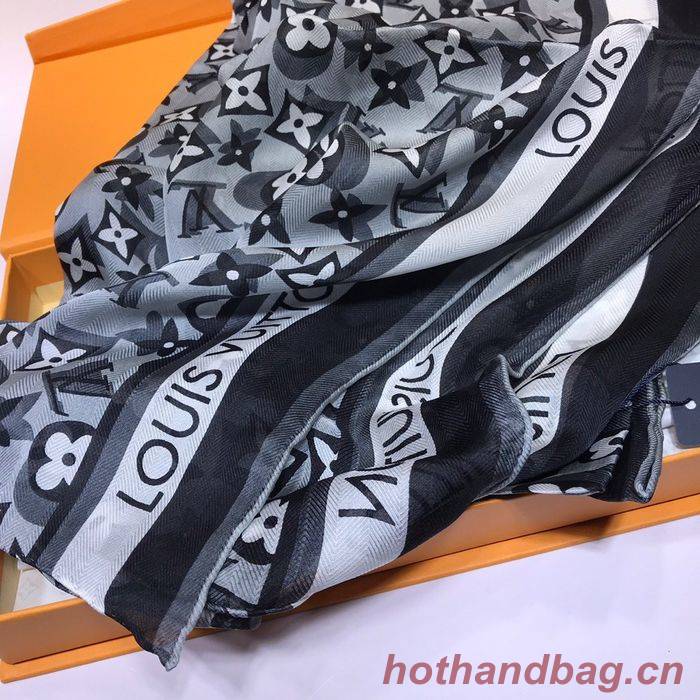 Louis Vuitton Scarf LVS00163